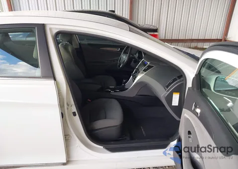 2013 Hyundai Sonata Hybrid из США, поврежденный, VIN KMHEC4A4XDA097337